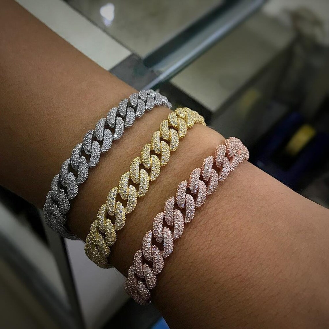 Stylish moissanite cuban link bracelet with colors