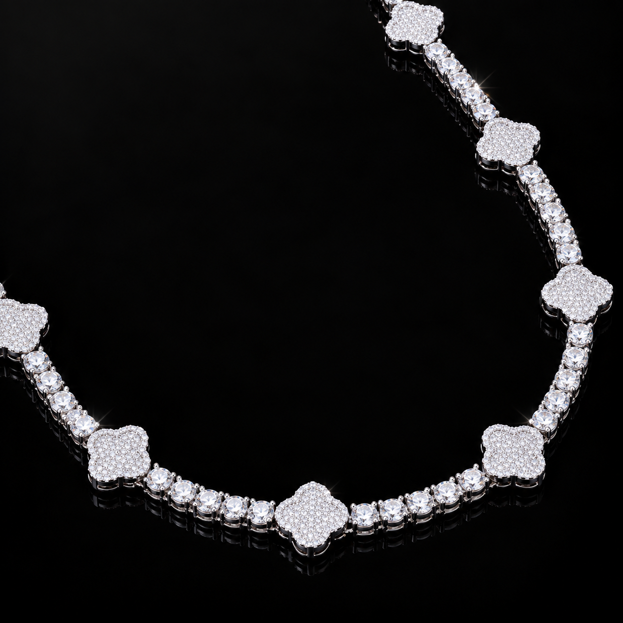 5mm Moissanite tennis iced clover chain - 925 Sterling Silver